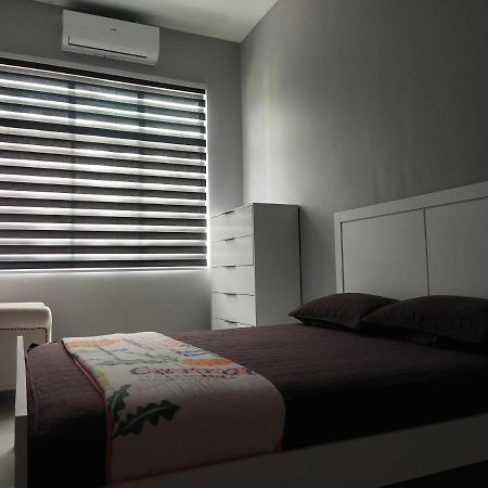 Axaida Homestay Parit Jawa Bakar Parit Exterior foto